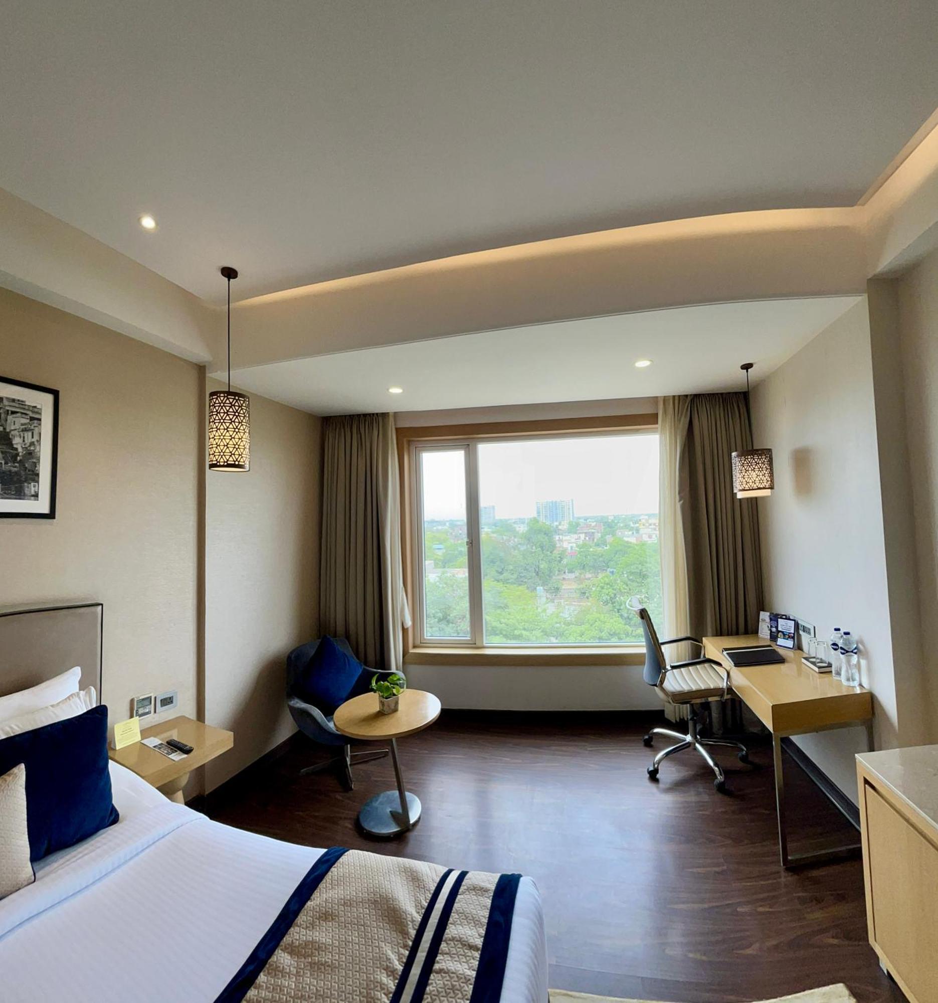 The Fern Residency Sarnath Hotel Váránaszi Kültér fotó